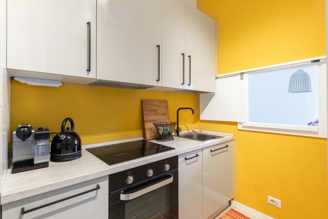 West Park Suite With Parking By Holiday Solutions Como Dış mekan fotoğraf