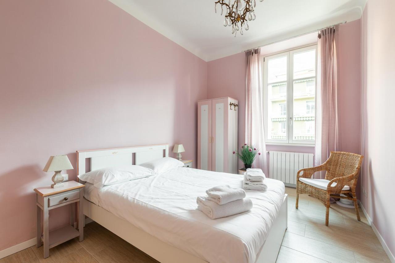 West Park Suite With Parking By Holiday Solutions Como Dış mekan fotoğraf