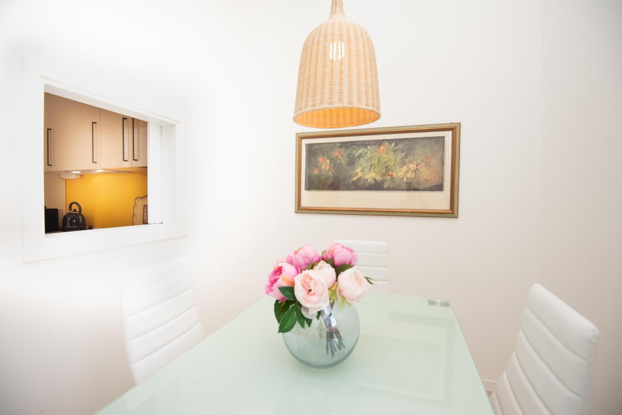 West Park Suite With Parking By Holiday Solutions Como Dış mekan fotoğraf